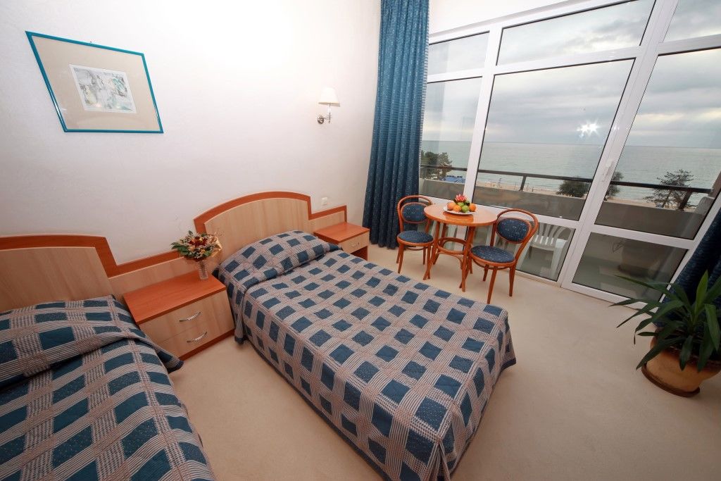 Hotel Lilia 4*